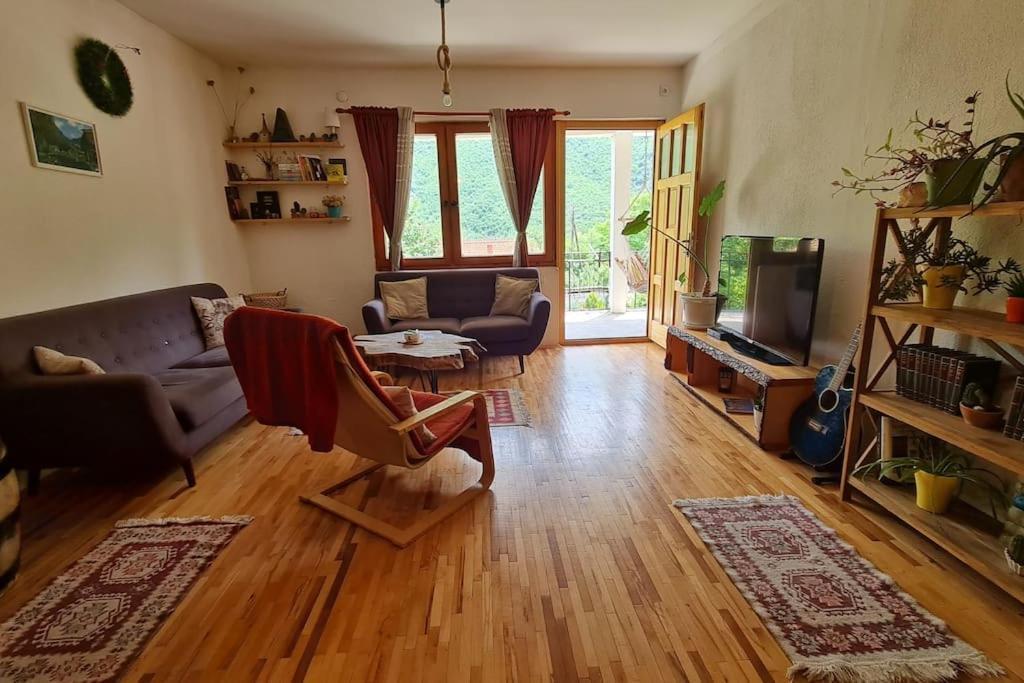 Villa Ilis House Matka Skopje Esterno foto