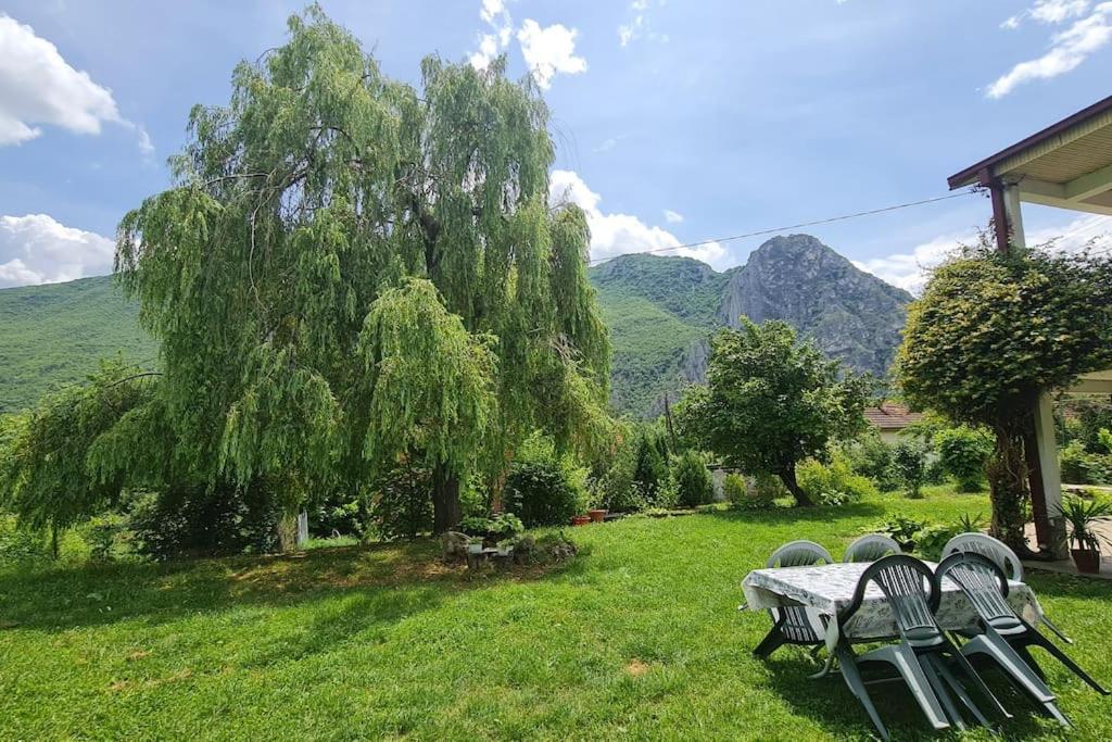 Villa Ilis House Matka Skopje Esterno foto