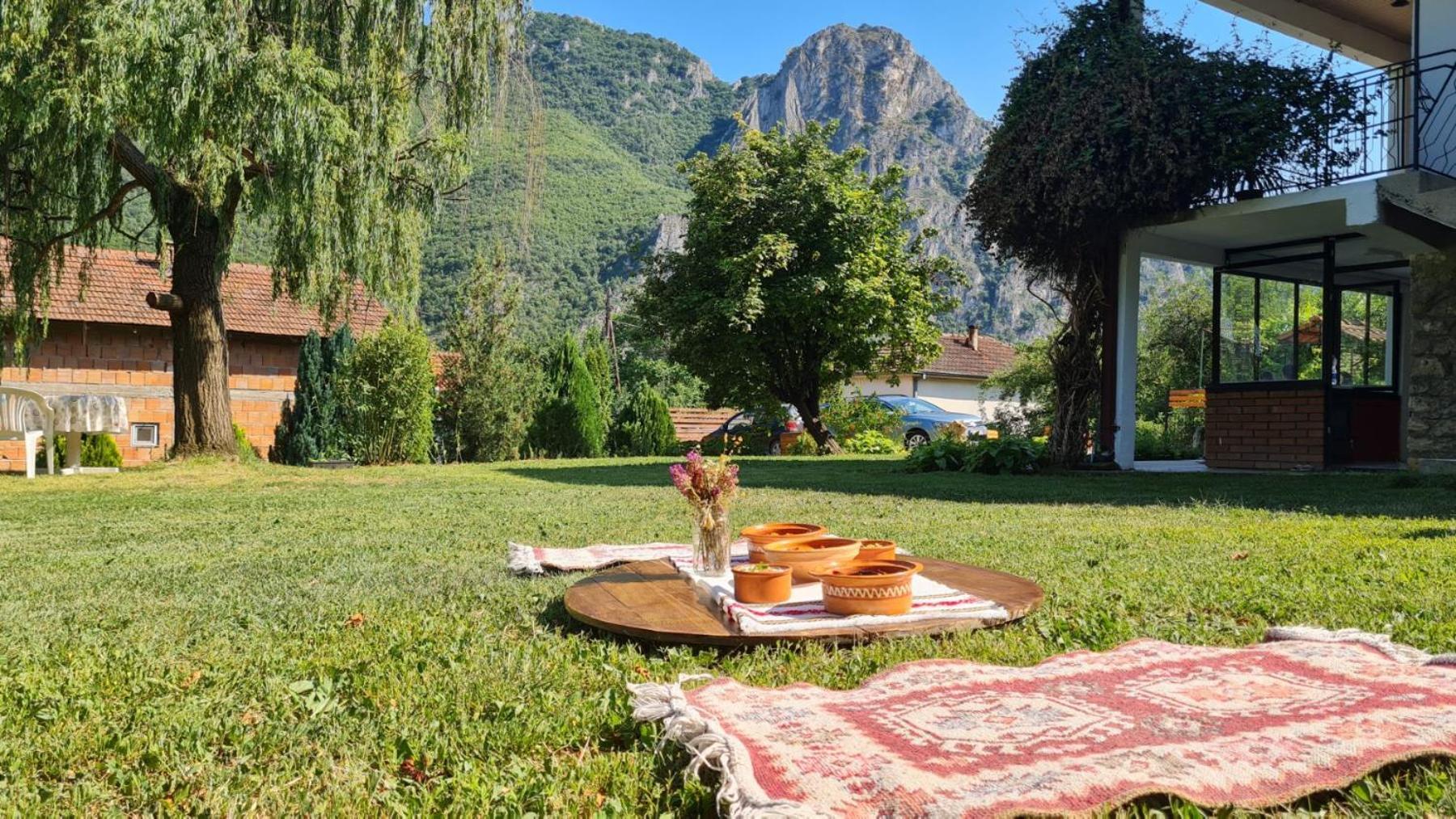 Villa Ilis House Matka Skopje Esterno foto